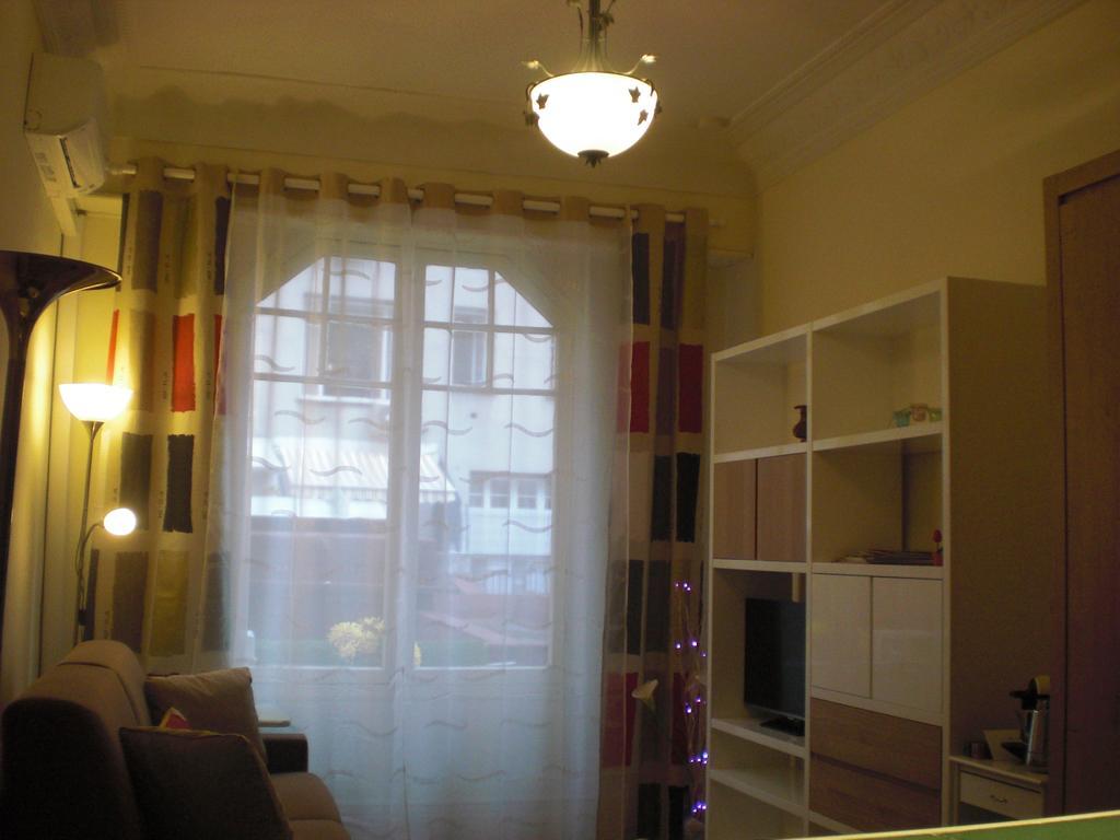 Studio Carré d'Or, à 50 m de la plage et du Négresco Niza Habitación foto