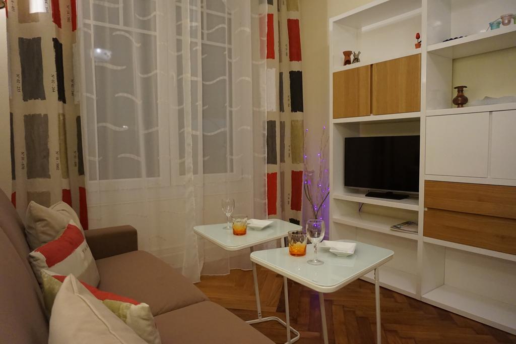 Studio Carré d'Or, à 50 m de la plage et du Négresco Niza Exterior foto